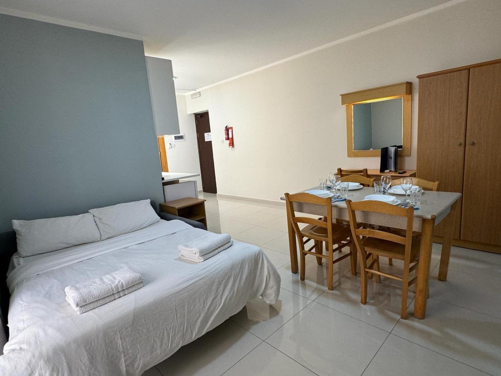 The Triton Aparthotel San Pawl il-Baħar Eksteriør bilde